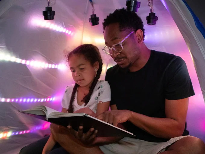 AvA the Immersive Story Tent - thumbnail 3