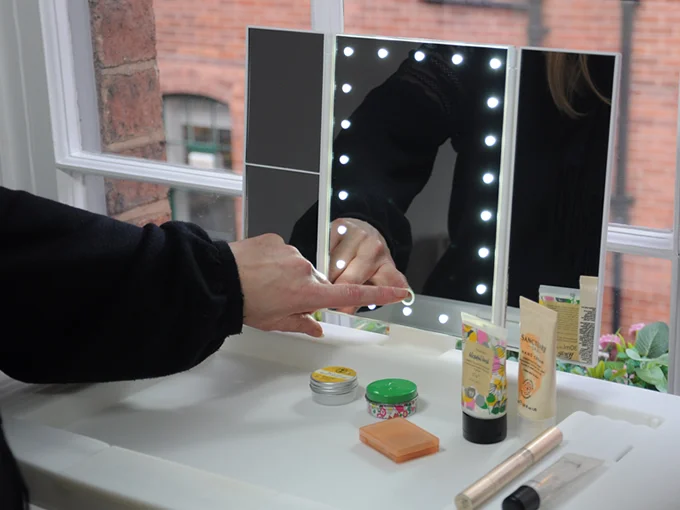 Beauty Bench - thumbnail 2