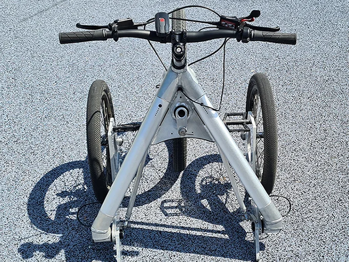 Uready E-Trike - thumbnail 2