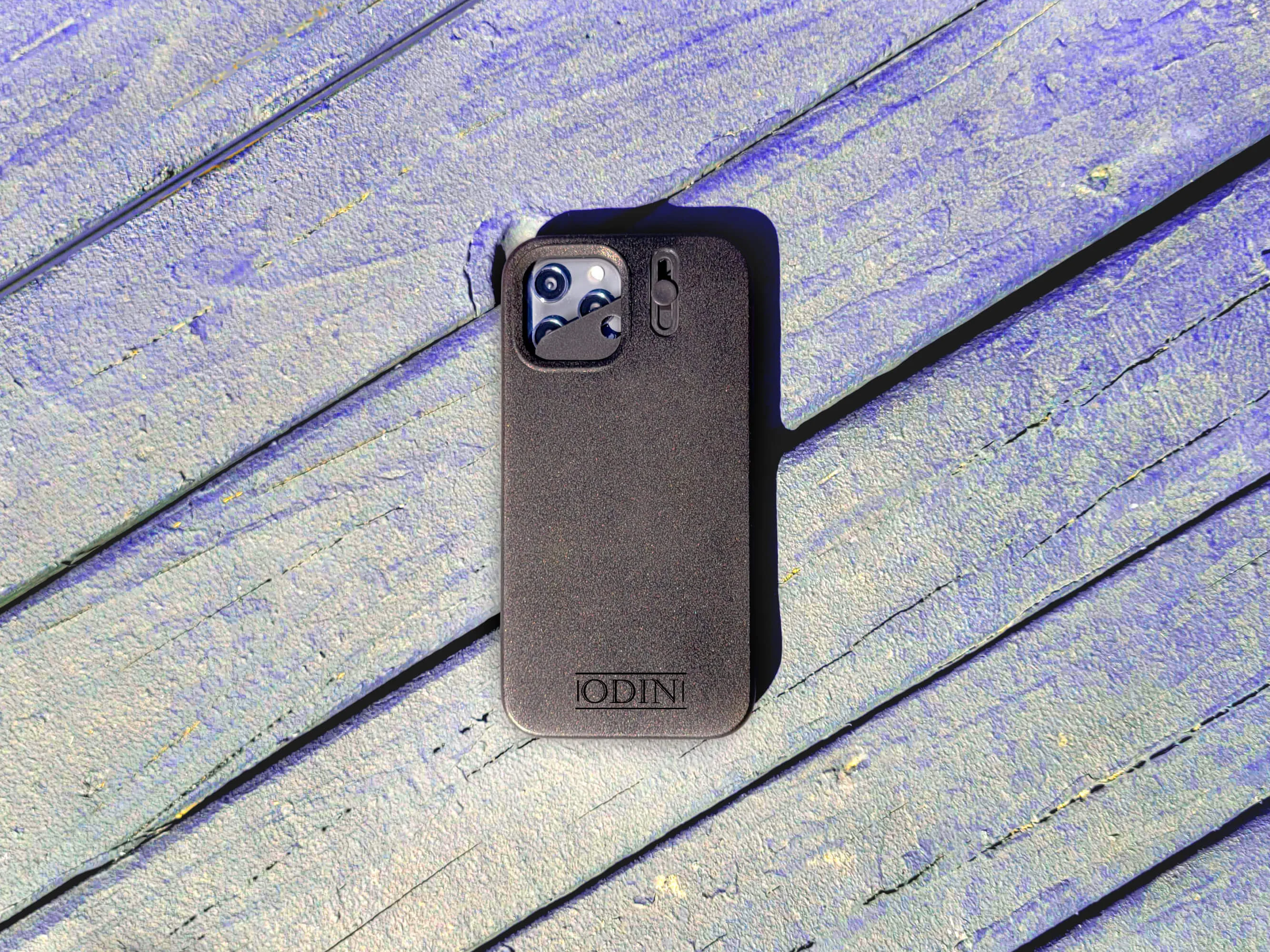 Revo Case - thumbnail 3