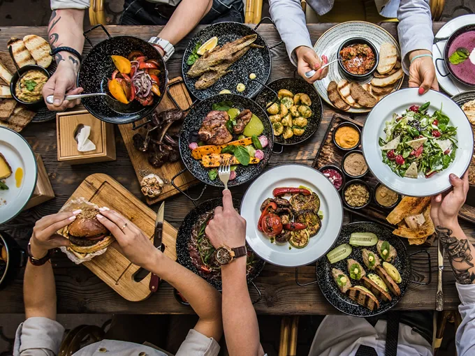 Social Noms - thumbnail 2